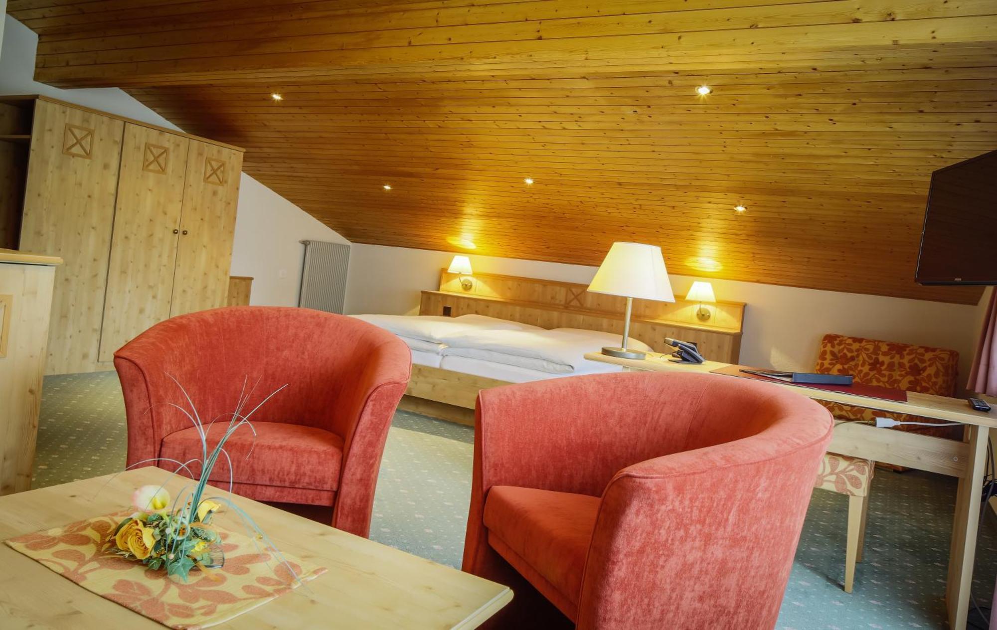 Hotel Alpenhof Saas-Almagell Room photo